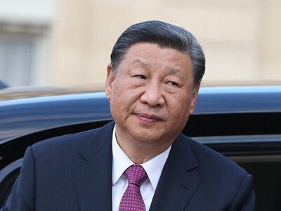 Осоромилася з Путіним: що відомо і як виглядає дружина Сі