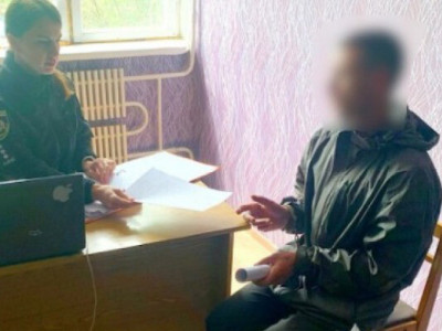 За вбивство матері поліцейські затримали 34-річного чоловіка: подробиці кривавого злочину