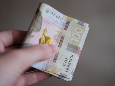 Суди взяли реванш: спроба уряду урізати золоті пенсії — в урну