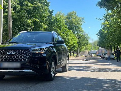 Жінка за рульом Chery збила велосипедиста: подробиці ДТП