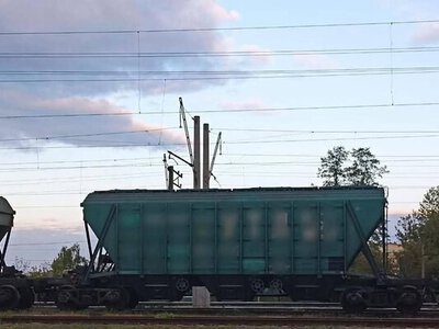 14-річну дівчину вразило струмом на даху електрички