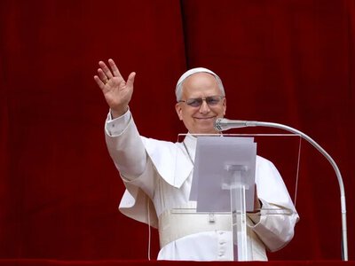 Папа Лев XIV закликав до миру під час першого недільного звернення: Ношу в серці страждання українського народу