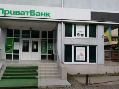 ПриватБанк блокує рахунки бізнесу під час війни: Ваші проблеми