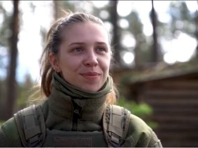 Вона — мати й воїн: історія Анастасії розчулила всю країну