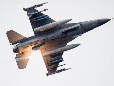 Під час бойового вильоту F-16 зазнав аварії — пілот врятувався