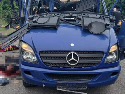 Російські війська вдарили по рейсовому автобусу на Сумщині: 9 загиблих, 7 поранених