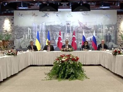 Перемовини Україна-Росія в Туреччині: що думають українці