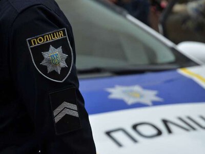 У Херсоні оштрафували водія, який припаркувався в забороненому місці, бо ховався від російського дрона, – ЗМІ