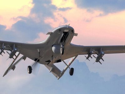 Масована атака дронів у Росії: під ударом опинилися заводи та військові об’єкти
