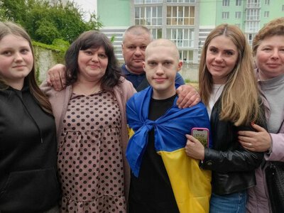 Схуд на 15 кілограмів, зуби вибиті: 23-річний захисник із Сосниччини повернувся з полону