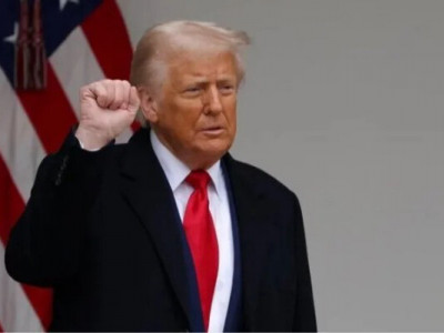 Трамп переніс введення 50% тарифів для ЄС
