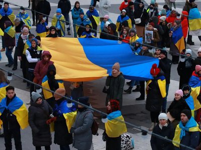 Кому українці найбільше довіряють під час війни: результати опитування шокують
