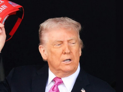 Трамп оголосив про збільшення тарифів на імпорт сталі в США на 50%