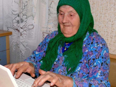 У Чехії 81-річну бабусю засудили до року ув’язнення за завантаження серіалів