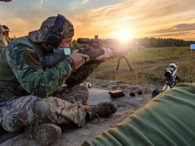 Контракт 18-24: що пропонує Міноборони молодим українцям
