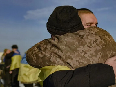 Вони годують цим американців: Президент пояснив, чому росіяни виступають за обміни