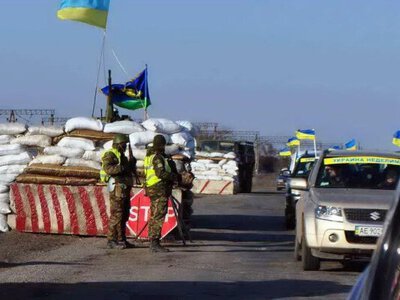 Тепер на блокпостах правоохоронці перевірятимуть лише три документи