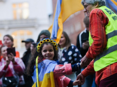 Термін захисту для українців у ЄС продовжено — на що звернути увагу?
