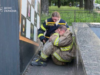 Вийшли на звичайне чергування: у Києві через ворожий обстріл загинули троє рятувальників