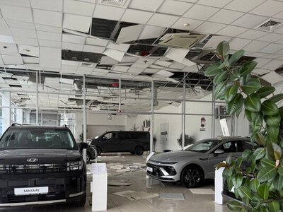 Автосалону нема, автомобілів нема, - тернопільським підприємцям завдано шалених збитків