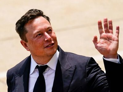 В Ілона Маска зник пост про Дональда Трампа у файлах Епштейна