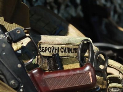 Сили оборони уразили локомотив із колоною техніки окупантів: мінус 13 танків