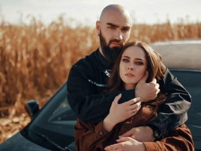 Це наше рішення: Юлія Саніна вперше прокоментувала виїзд сім'ї за кордон