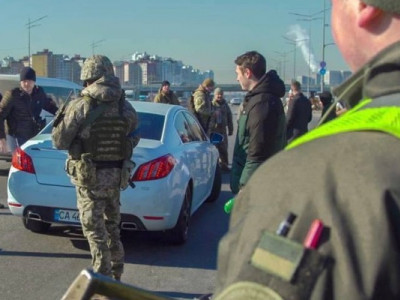 Перевірка спрощена? Що насправді означає новий порядок на блокпостах