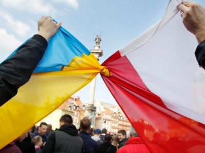 Польща отримала від українців більше, ніж вклала
