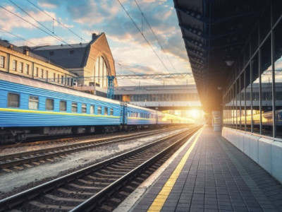 Укрзалізниця запускає літній розклад: як курсуватимуть додаткові поїзди