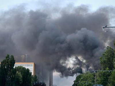 Росія продовжує війну із цивільними. Єрмак показав, як дрон влетів у житловий будинок у Києві. Відео