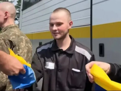Звільнений з полону Андрій Біник мріє посмакувати тортом Наполеон