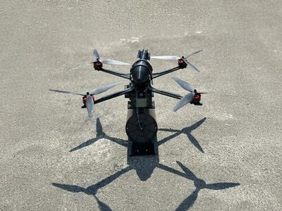 У ЗСУ на озброєнні новий український дрон-камікадзе «Світловод»