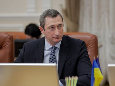 Упс, а що трапилося? ВАКС переніс обрання запобіжного заходу віцепрем'єру Чернишову