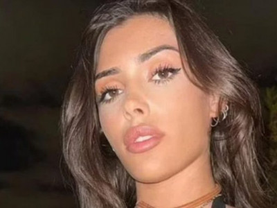Оголена Б'янка Ченсорі знов потішила папараці
