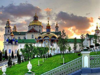 Як зараз виглядає Почаївська лавра і що там змінилося