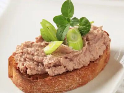 Ніжність у кожному шматочку: курячий паштет, що тане на язиці!