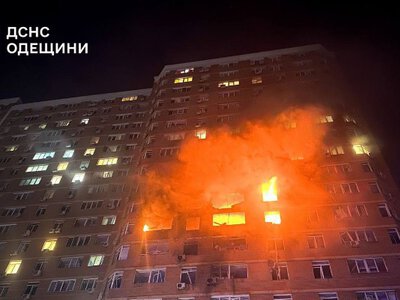 Ворожі сили атакували багатоповерхівку в Одесі