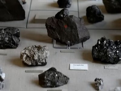 Китай призупиняє експорт рідкісноземельних металів, попри угоду зі США (ВІДЕО)