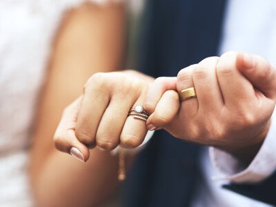 Весільний бум червня: де найчастіше одружувалися українці в перші дні літа