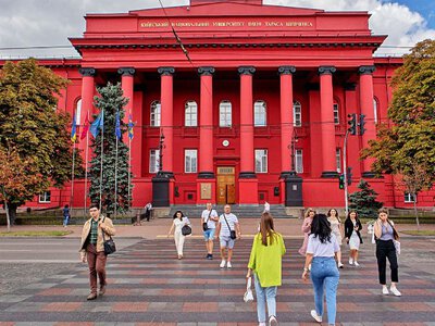 Топ-200 Україна: які виші зганьбились, а хто шокує лідерством?