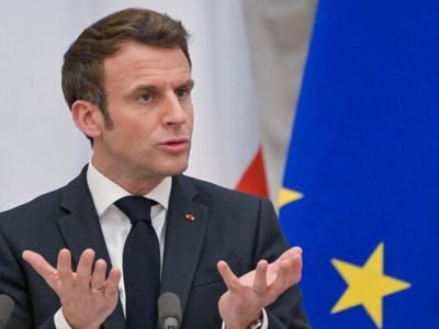 Макрон закликав Путіна до припинення вогню в Україні під час першої розмови за три роки