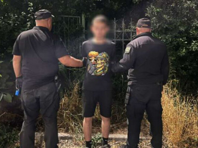 Непереборне бажання виїхати: 19-річного хлопця впіймали на 13-й спробі втекти з України