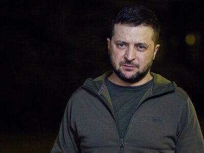 За всіма доповідями, постачання зброї від США відновлено – Зеленський