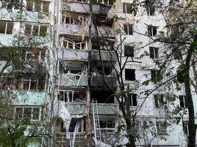 У Чернівцях 2 людини загинули та 14 поранені. В ОВА розповіли про наслідки нічної атаки