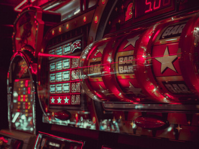 Суд конфіскував до держбюджету 2,6 млрд грн казино Pin-Up, його директора звільнили від в’язниці