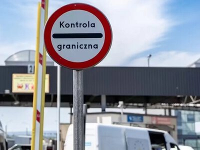 Рішення остаточне: з осені виїзд українців за кордон зміниться