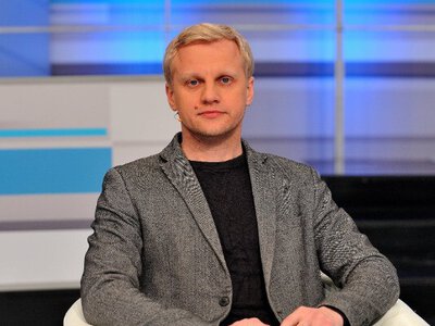 “Для “слуг” слово свого царя  – важливіше від Конституції”, – Шабунін прокоментував підозру й обшуки
