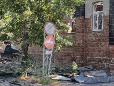 ЗСУ атакували будівлю ФСБ на Луганщині ударними дронами