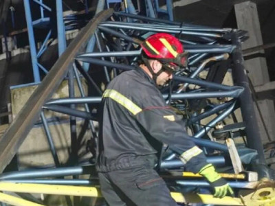 30 тисяч абонентів Харківщини залишаються без світла, у місті та області загроза повторного буревію